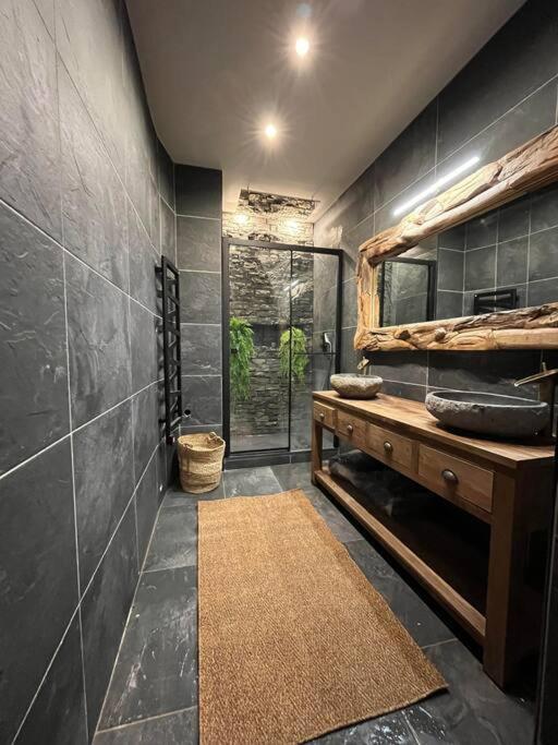 Appartement Haussmannien A 200M Des Halles. Narbonne Eksteriør bilde